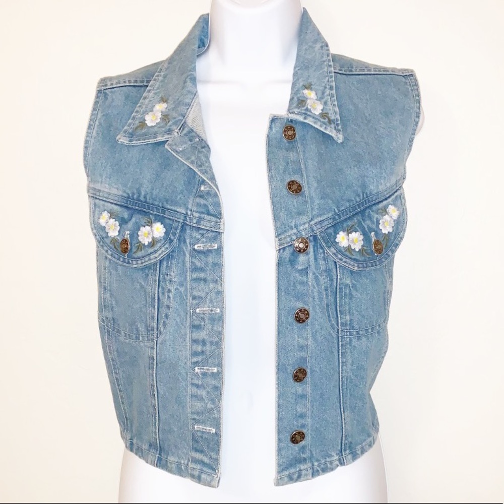 Vintage denim jean vest 🌻